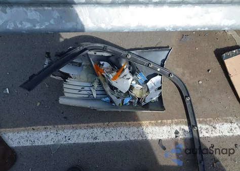 2008 Buick Lucerne Cxl z USA, uszkodzony, nr VIN 1G4HD57258U131291